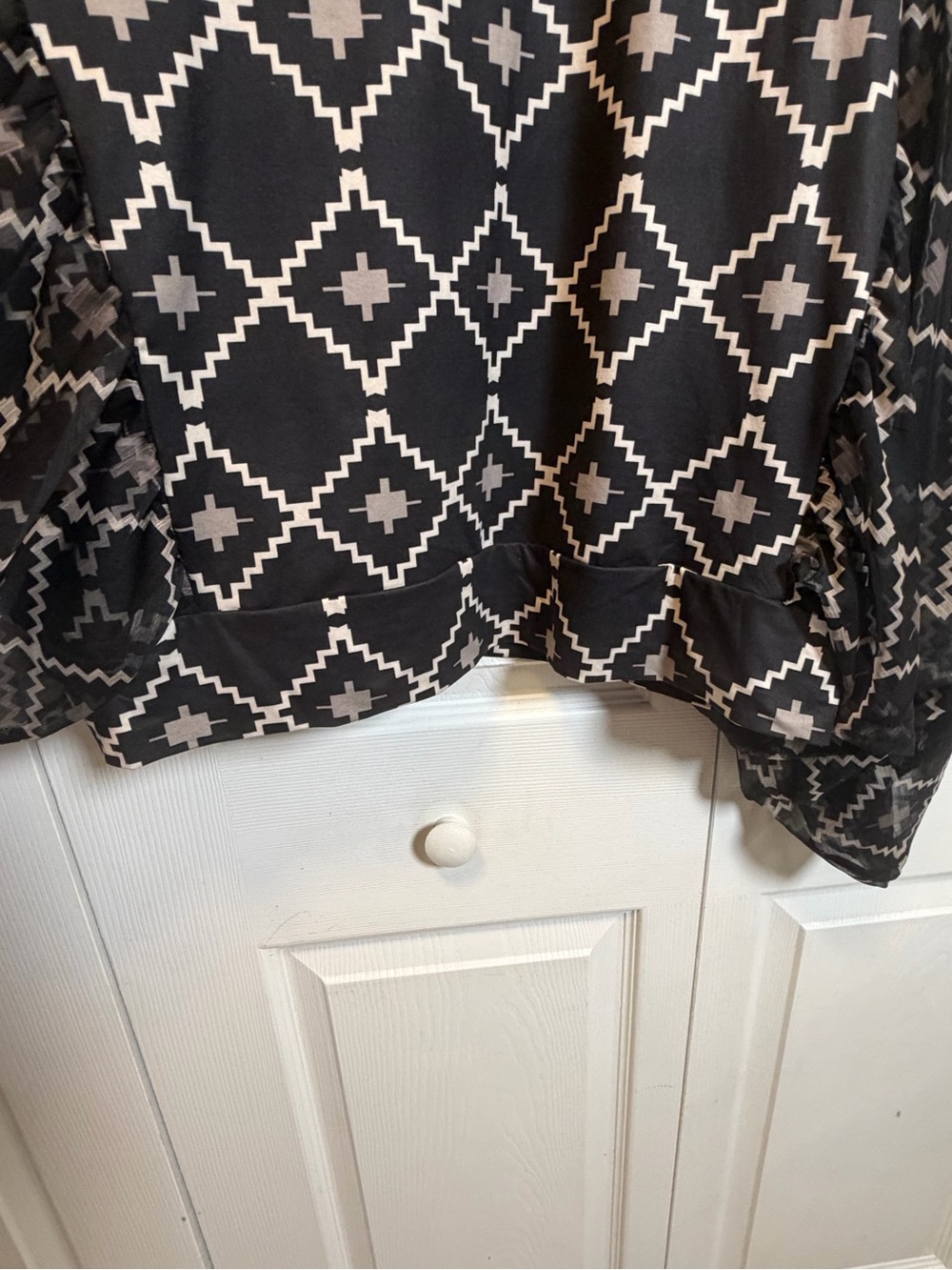 Sterling Kreek 2XL Black Geometric Print Blouse Sheer Balloon Sleeves - Picture 4 of 9